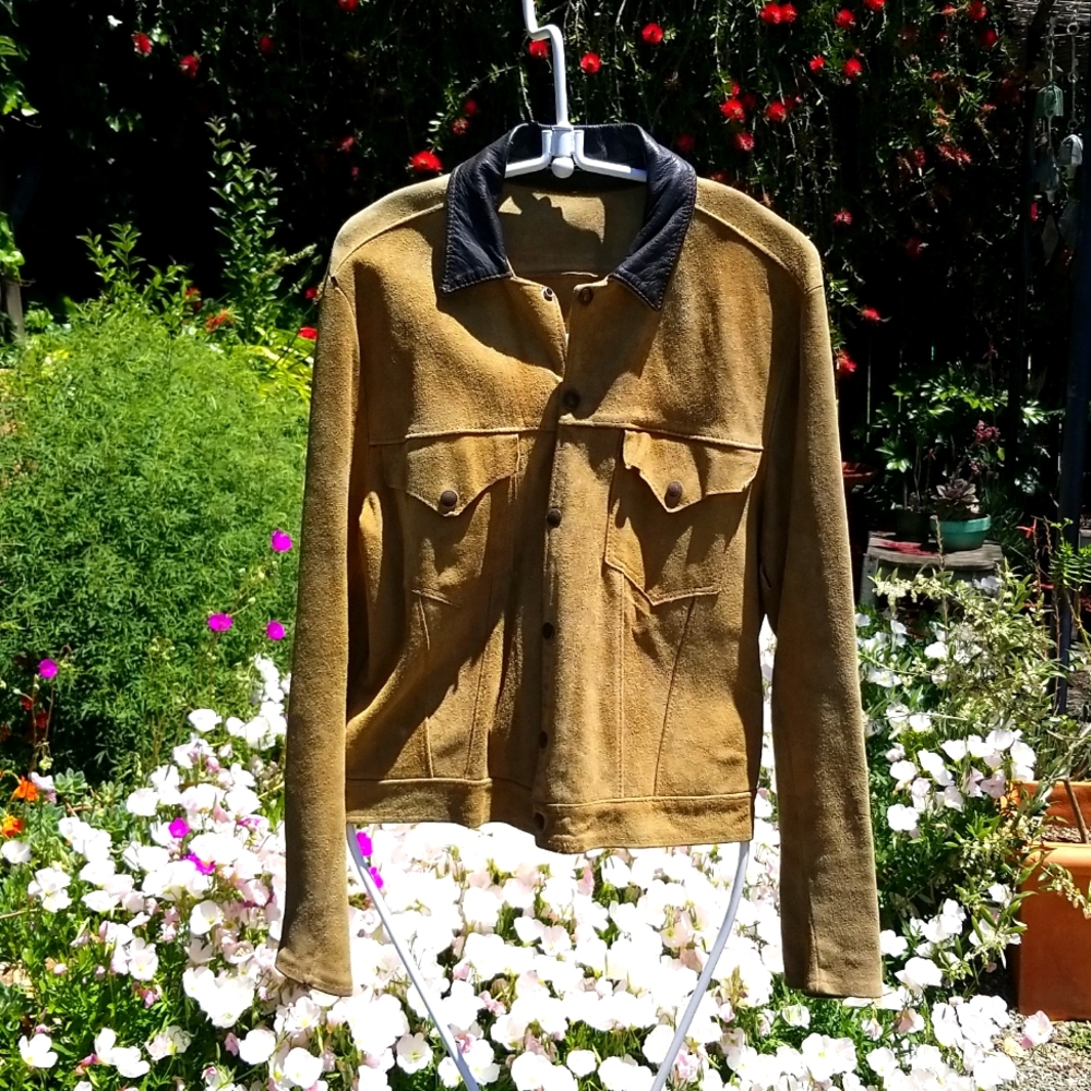 Vintage Levi's tan suede trucker jacket